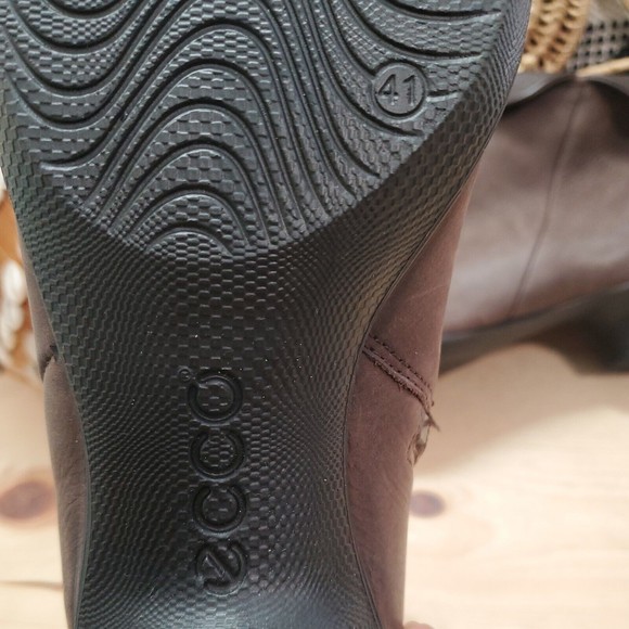 ECCO Sculptured Folded Ankle Boot Booties Brown Leather Zip Women's 10- 10.5/41 - Picture 14 of 16